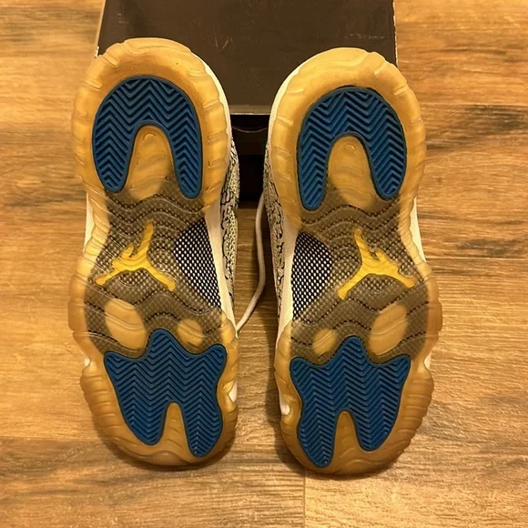 Air Jordan 11 Retro Low 306006-172 Youth 6Y